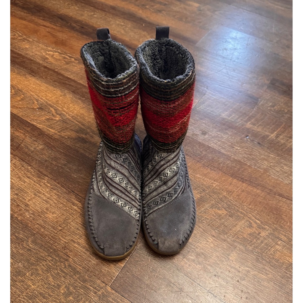 TOMS Nepal Boots Women's 7 Gray Suede Woven Boho Southwestern Faux Fur Lined